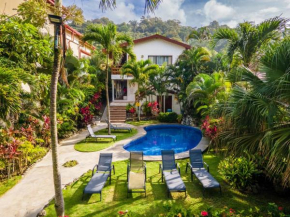 Ola Bonita BeachFront Apart Hotel